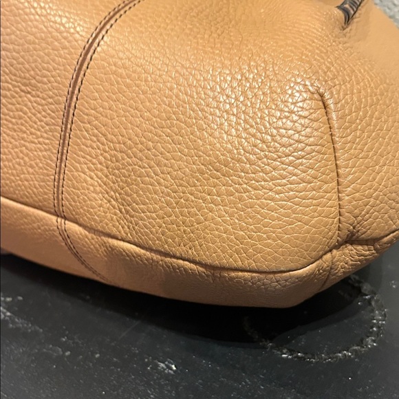 Brighton Tan Leather Shoulder Bag with Heart Charm - Picture 6 of 13